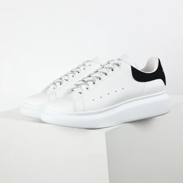 Alexander McQueen Sneaker