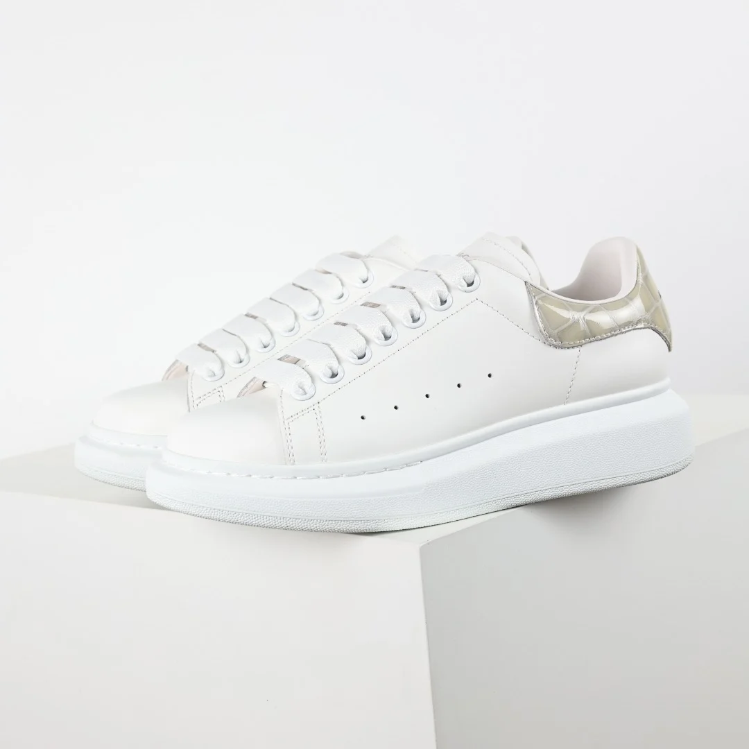 Alexander McQueen Sneaker