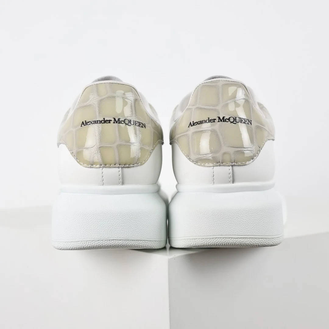 Alexander McQueen Sneaker - immagine 8