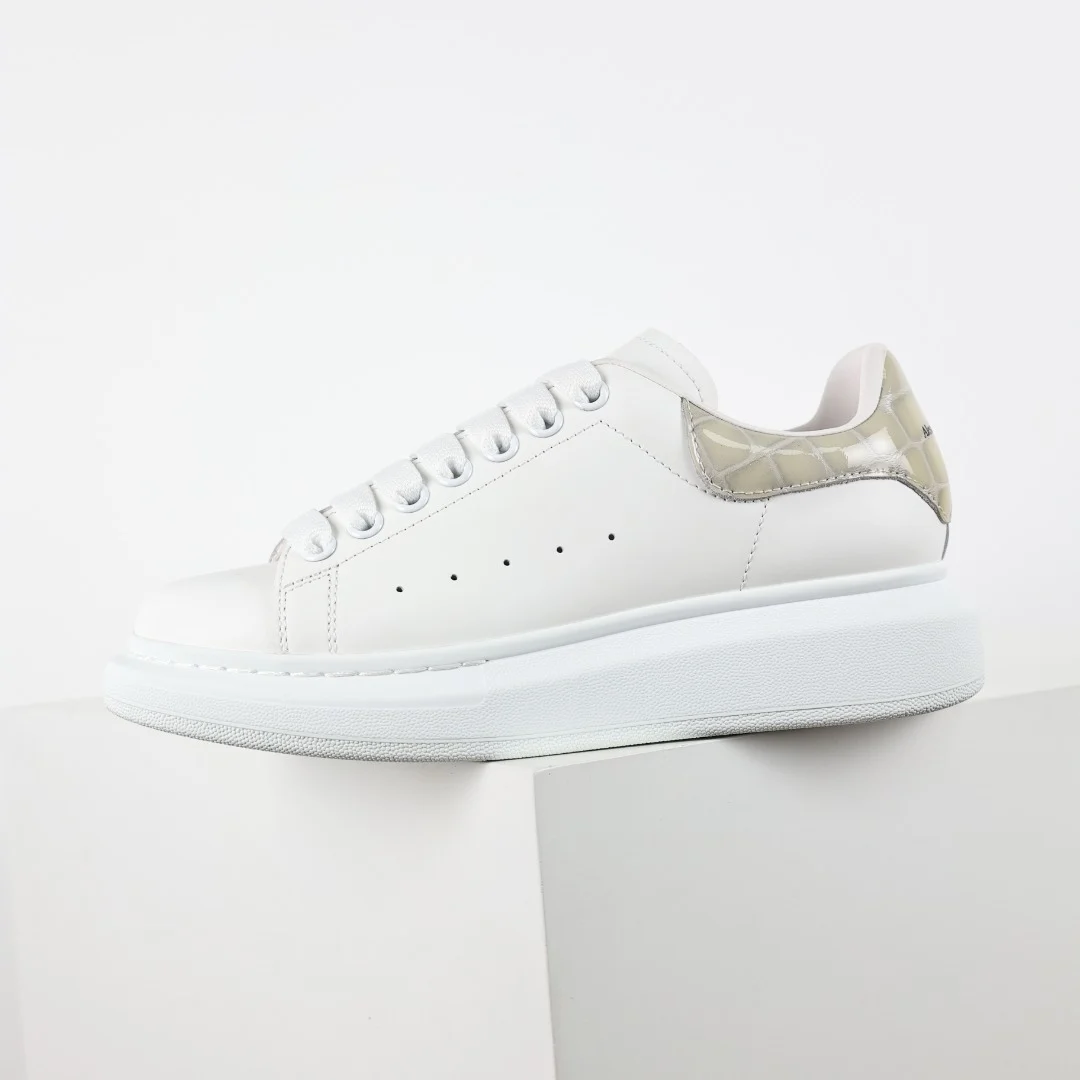Alexander McQueen Sneaker - immagine 9