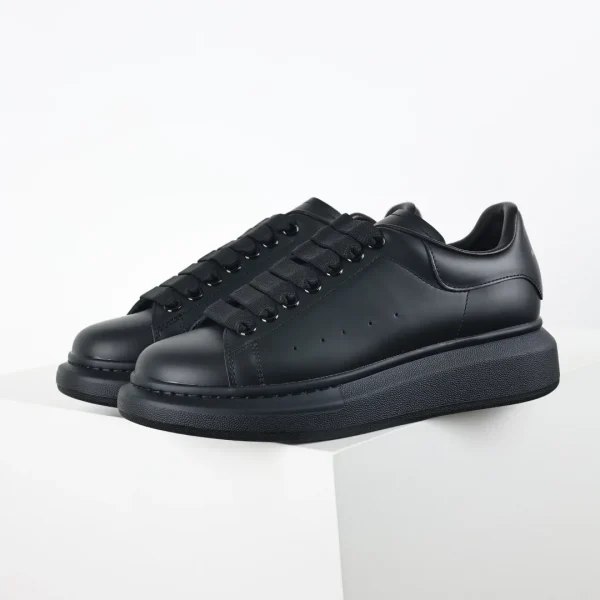 Alexander McQueen Sneaker