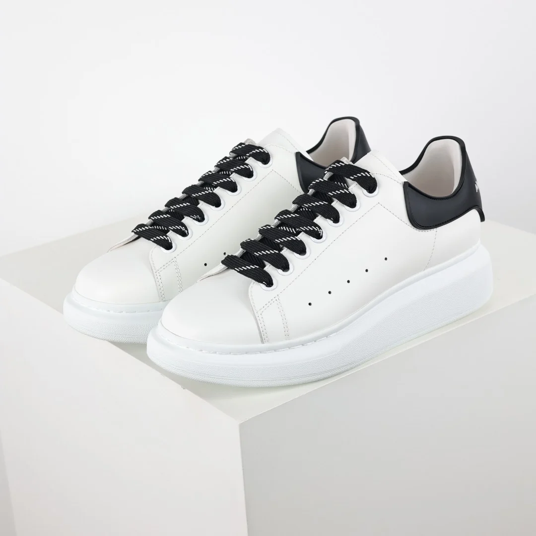 Alexander McQueen Sneaker - immagine 2