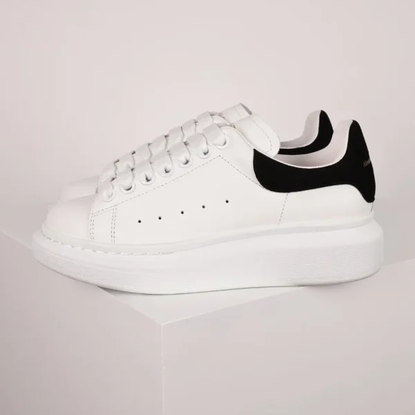 Alexander McQueen Sneaker