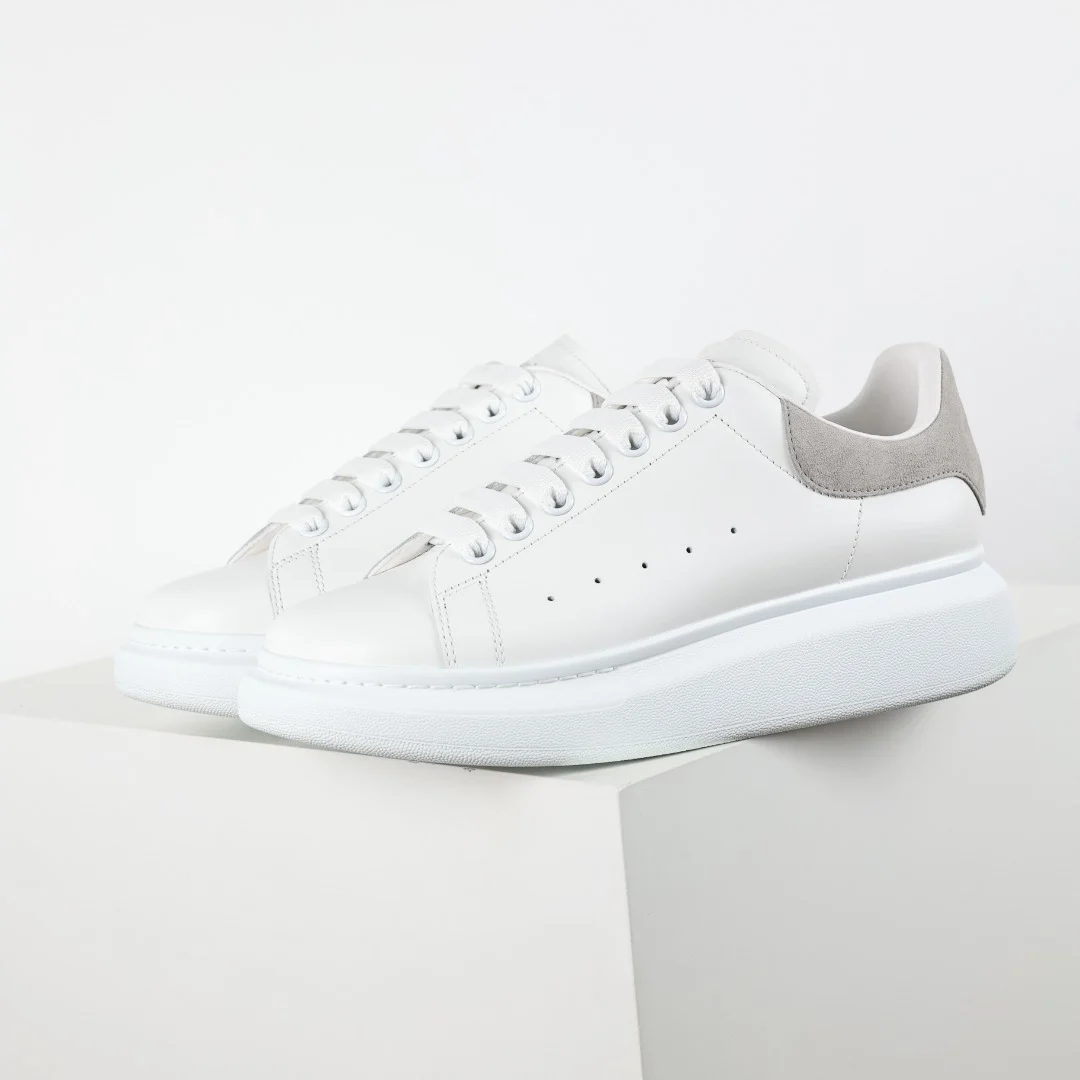 Alexander McQueen Sneaker