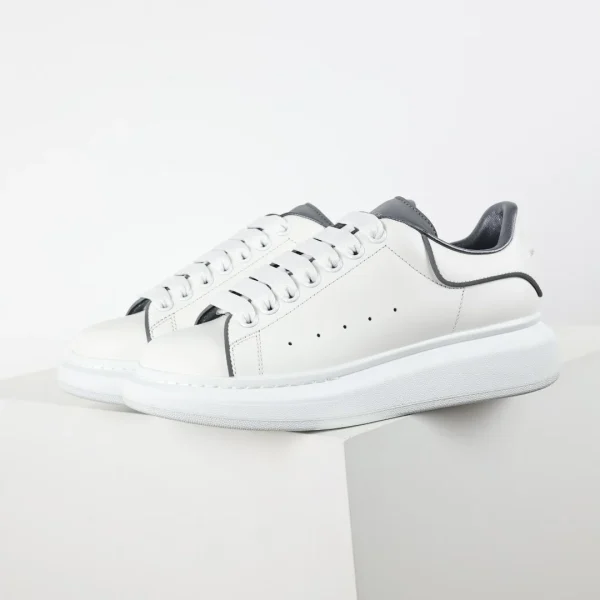 Alexander McQueen Sneaker