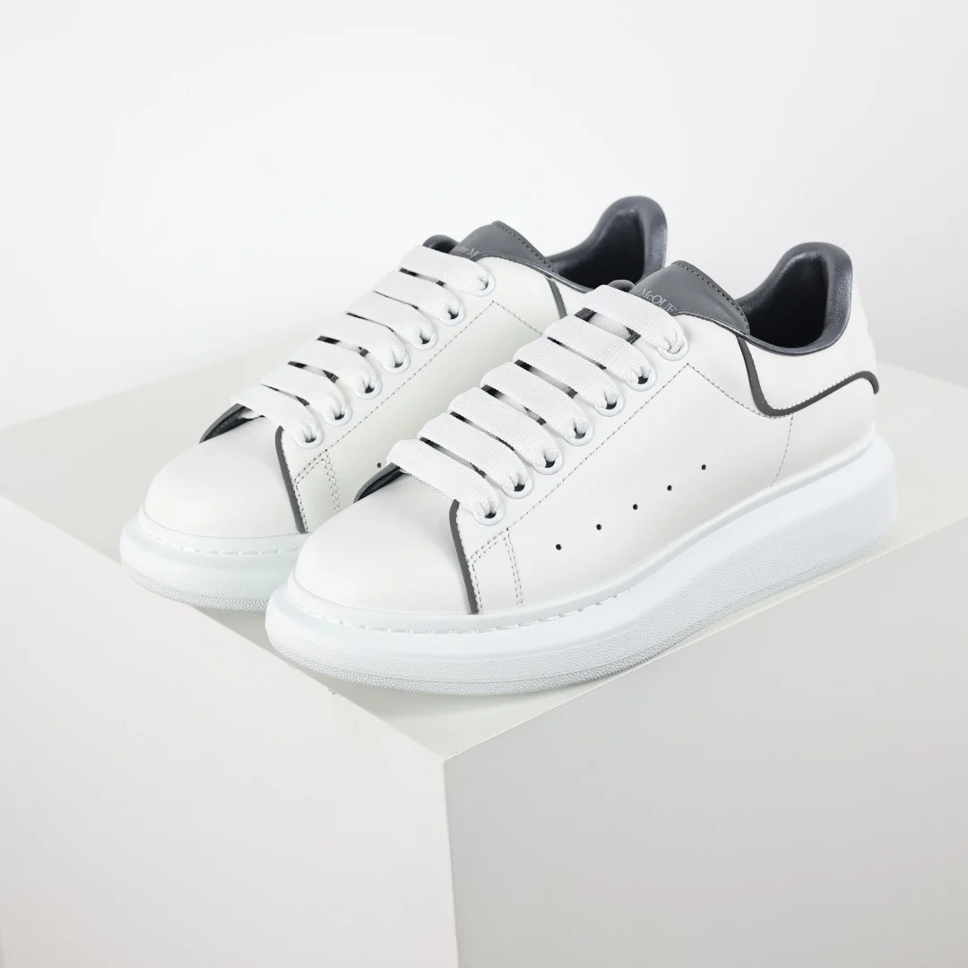 Alexander McQueen Sneaker - immagine 2