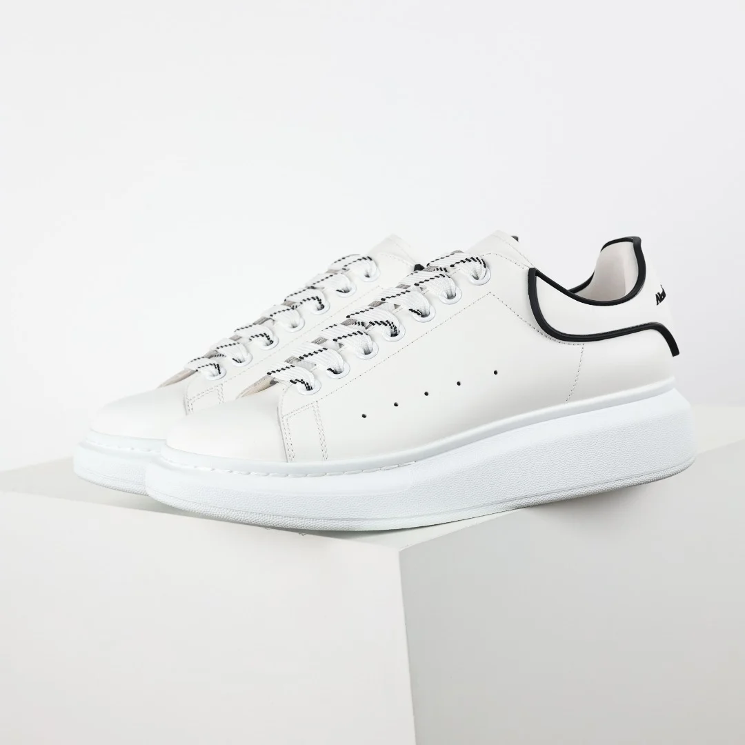 Alexander McQueen Sneaker