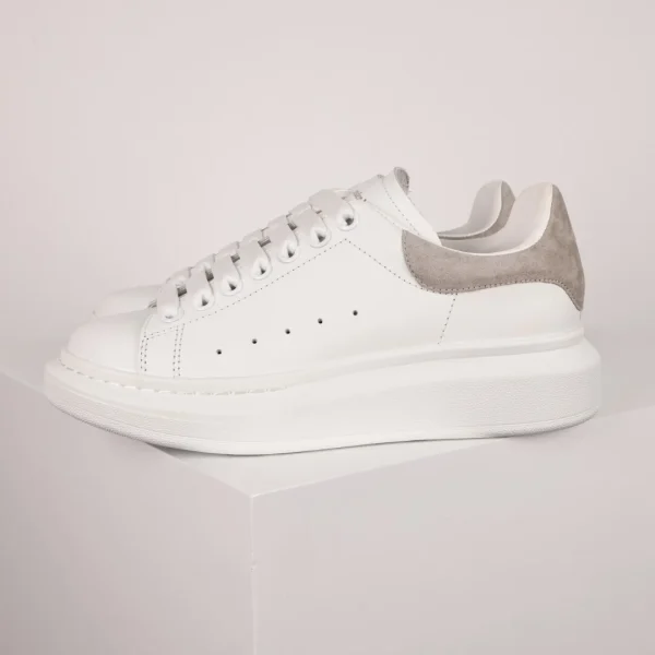 Alexander McQueen Sneaker