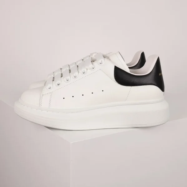 Alexander McQueen Sneaker