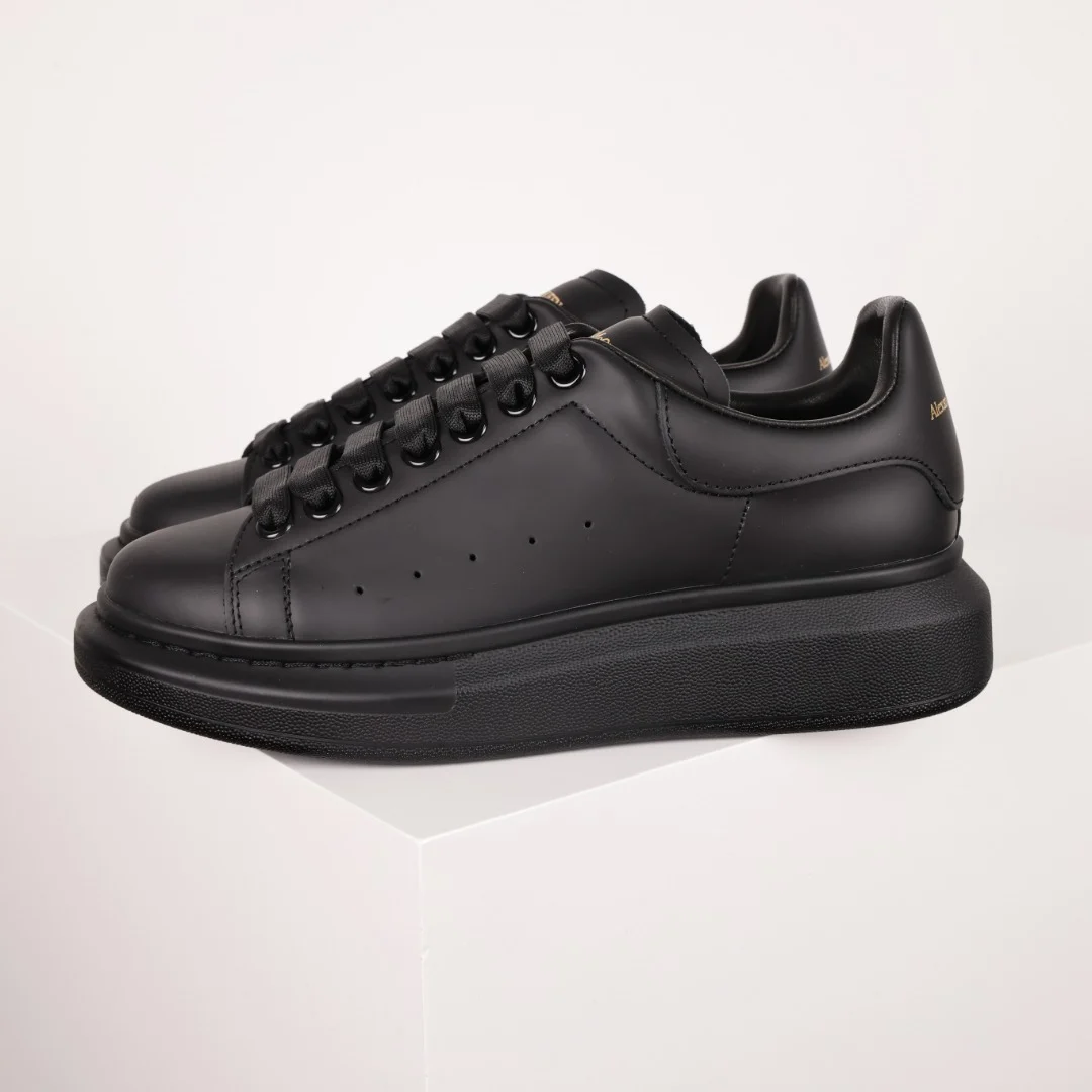 Alexander McQueen Sneaker