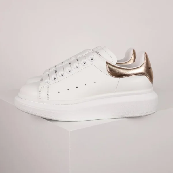 Alexander McQueen Sneaker
