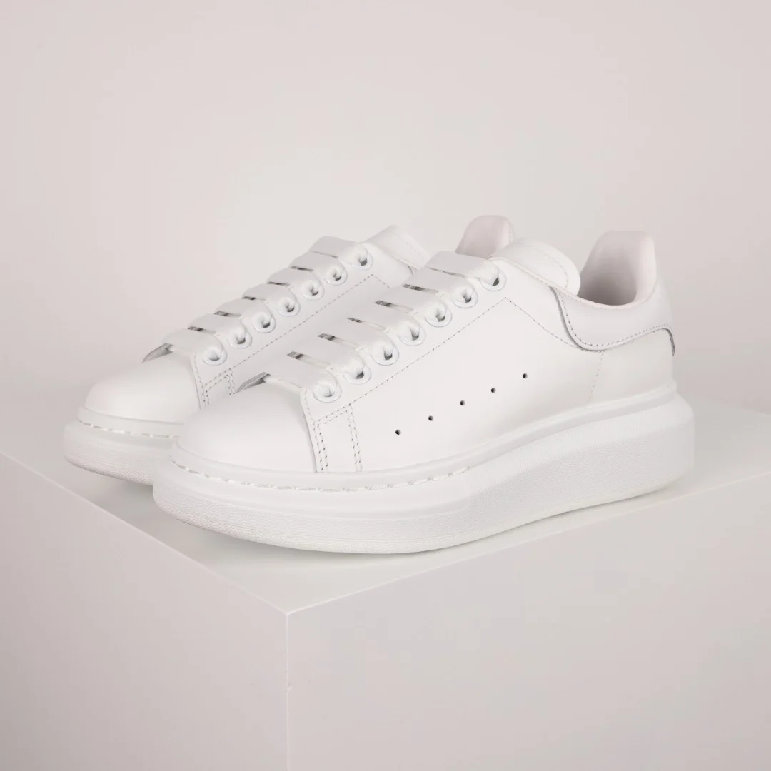 Alexander McQueen Sneaker - immagine 2