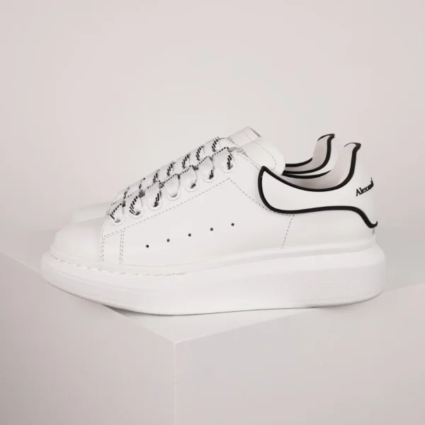 Alexander McQueen Sneaker