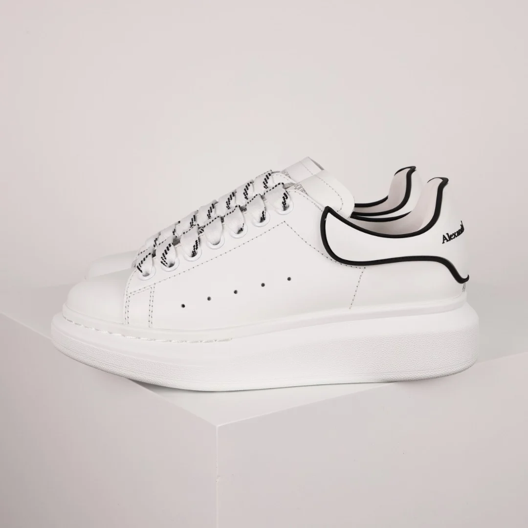 Alexander McQueen Sneaker