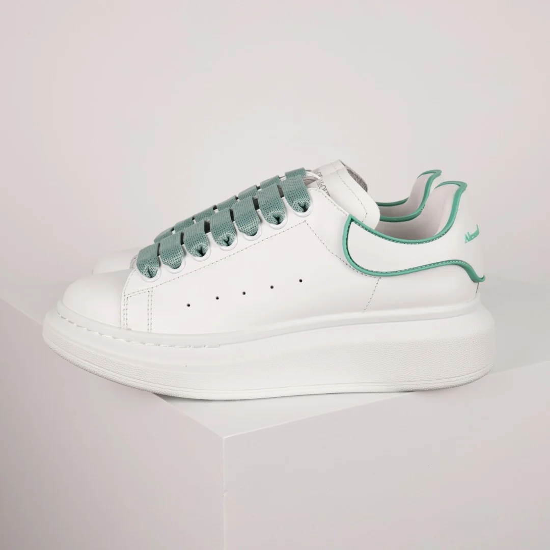 Alexander McQueen Sneaker
