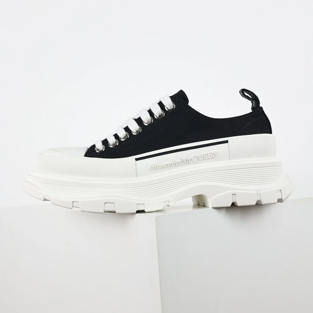 Alexander McQueen Sneaker - immagine 9