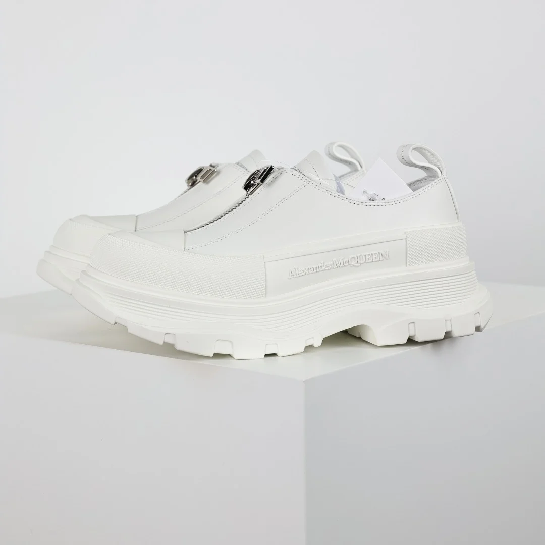 Alexander McQueen Sneaker