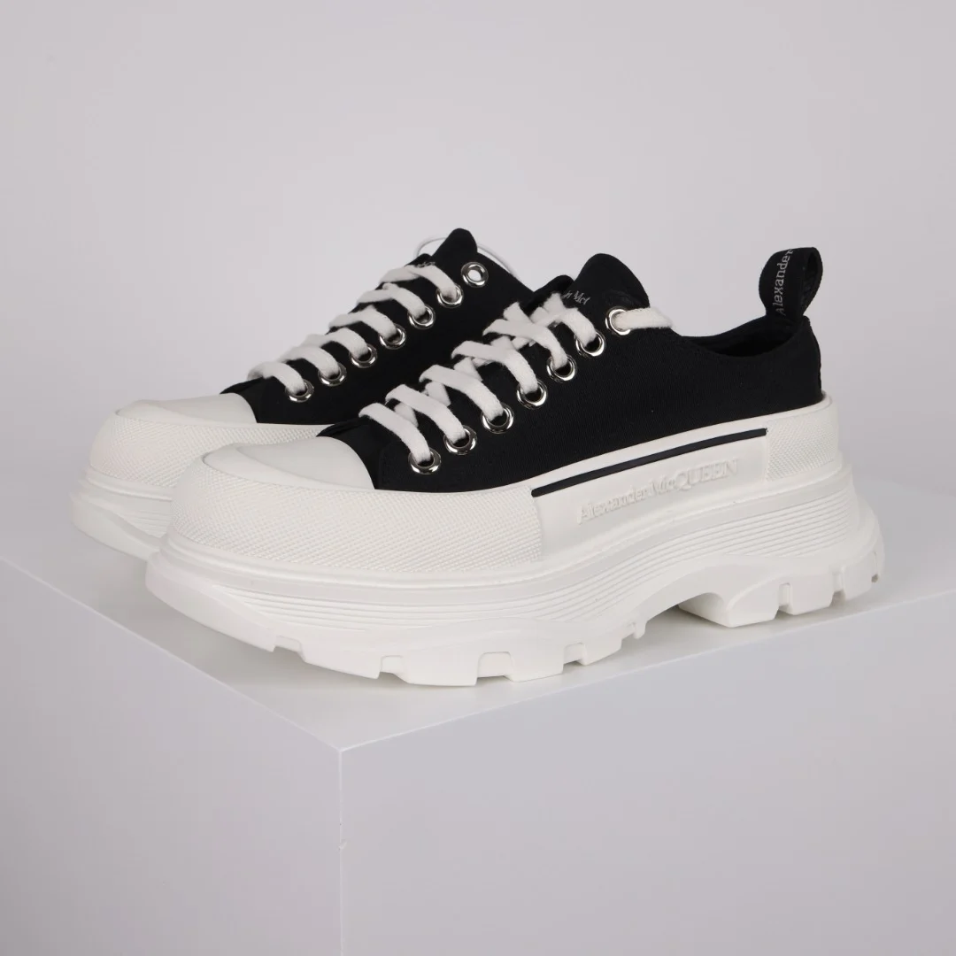 Alexander McQueen Sneaker - immagine 2
