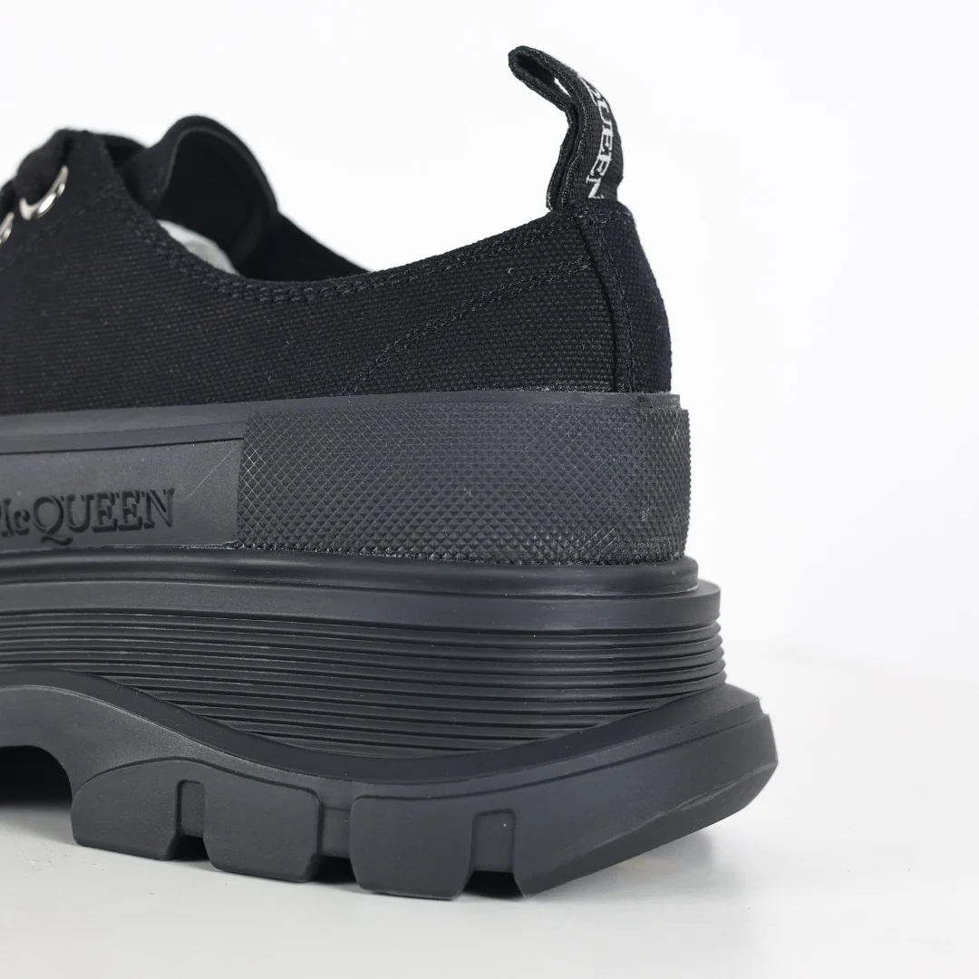 Alexander McQueen Sneaker - immagine 4