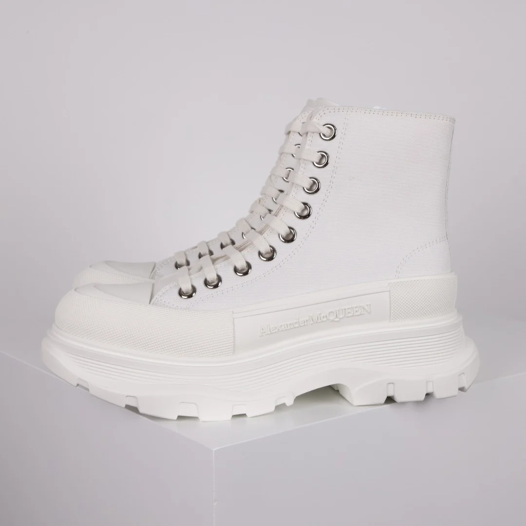 Alexander McQueen Sneaker