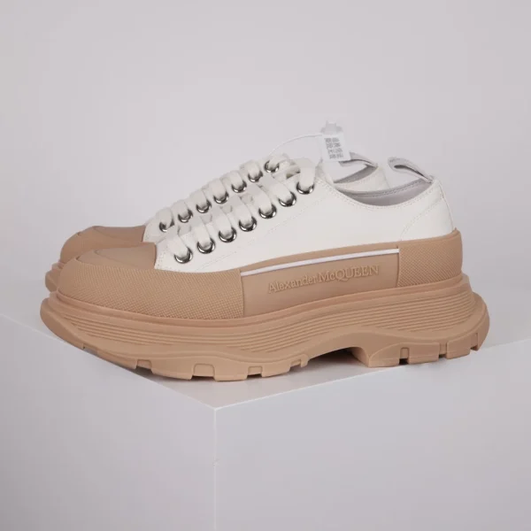 Alexander McQueen Sneaker