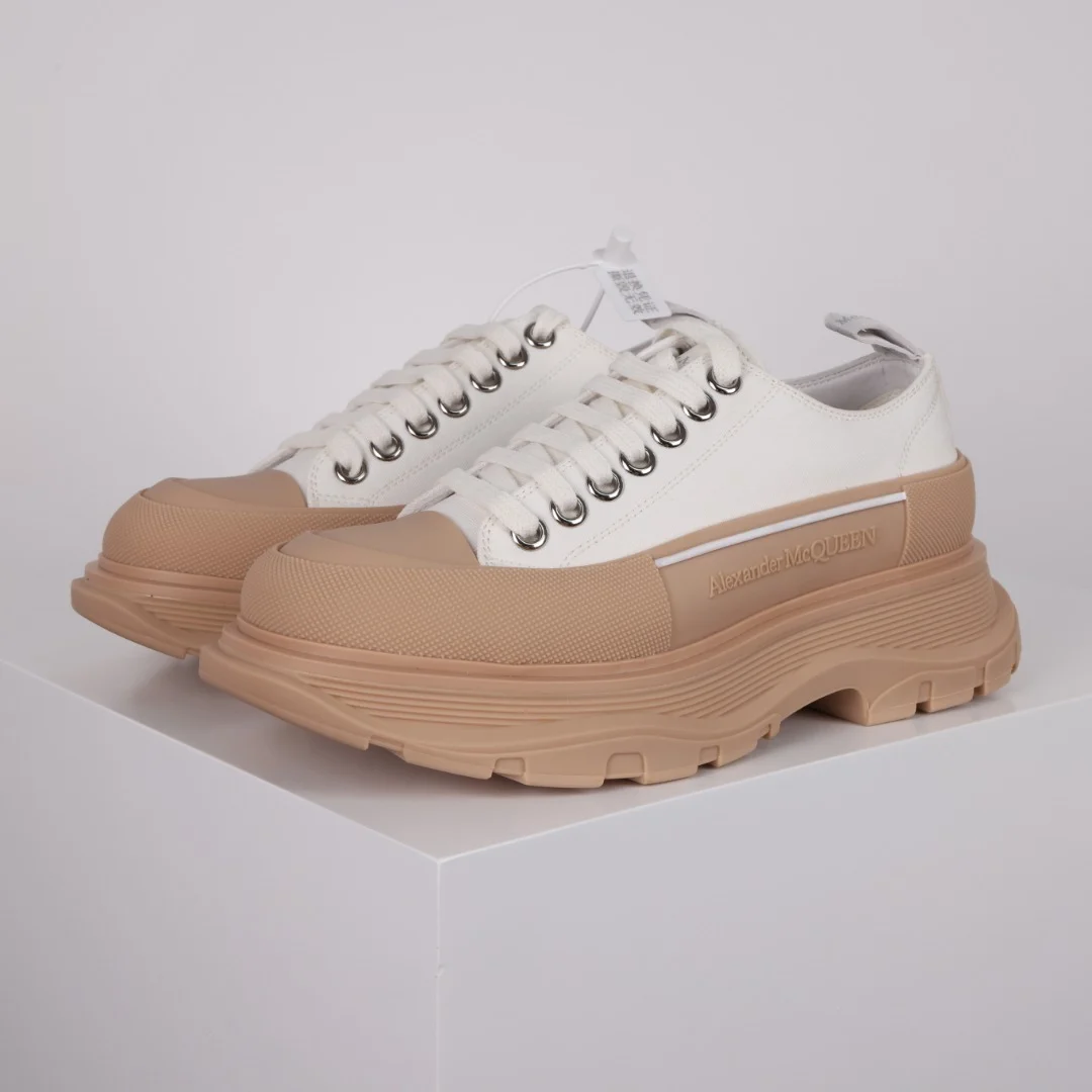 Alexander McQueen Sneaker - immagine 2
