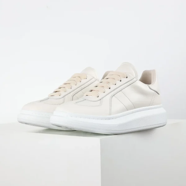 Alexander McQueen Sneaker
