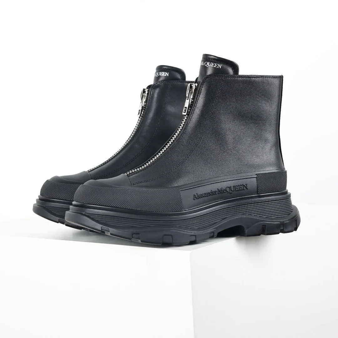 Alexander McQueen Sneaker