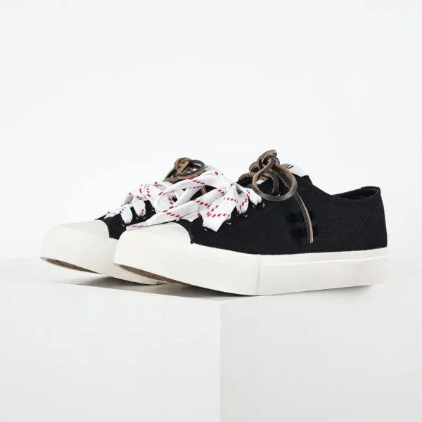 Miu Miu Sneaker