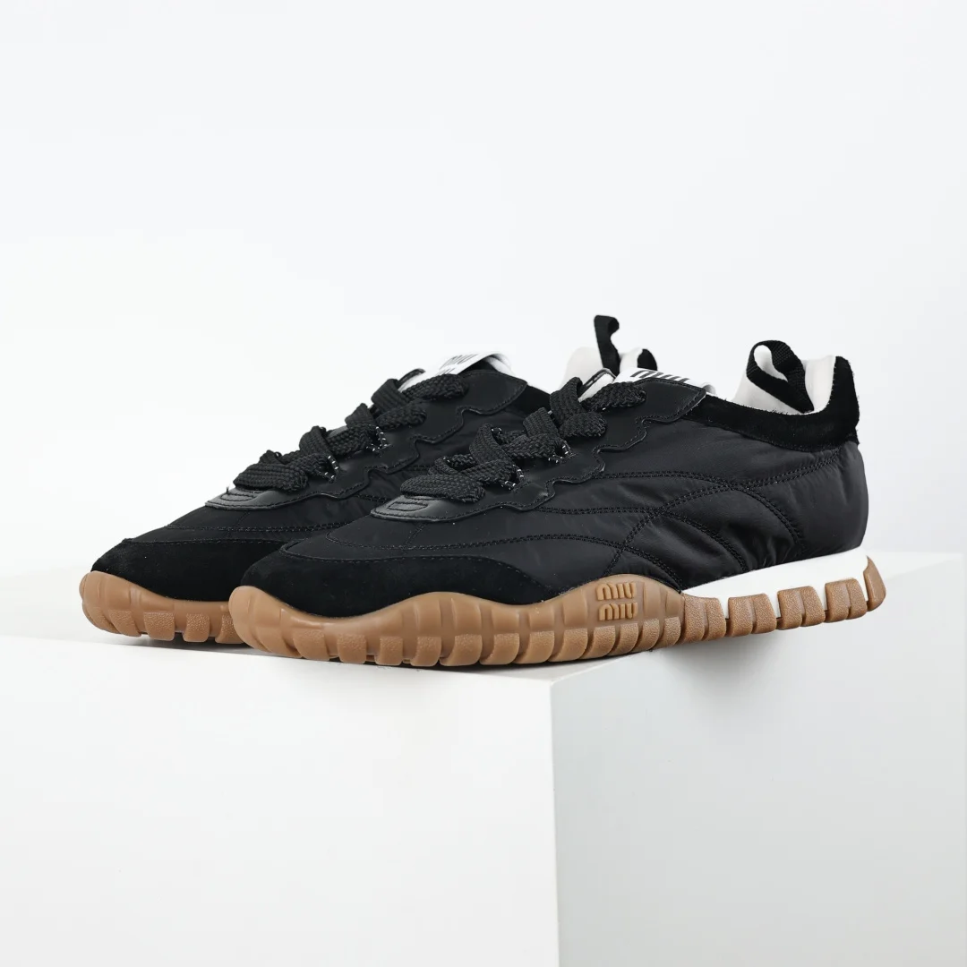 Miu Miu Sneaker