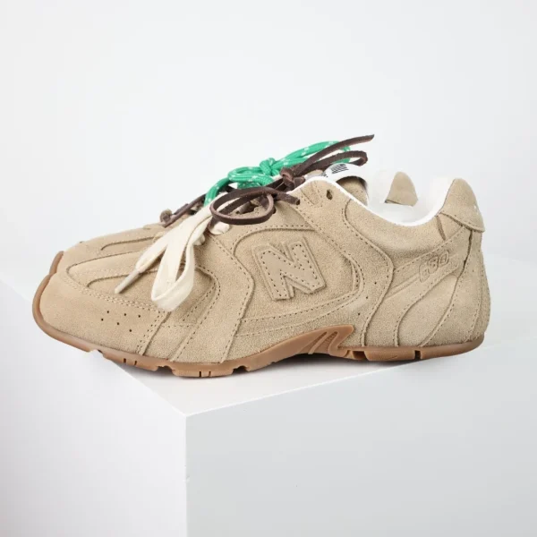Miu Miu Sneaker