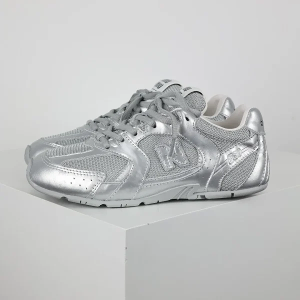 Miu Miu Sneaker