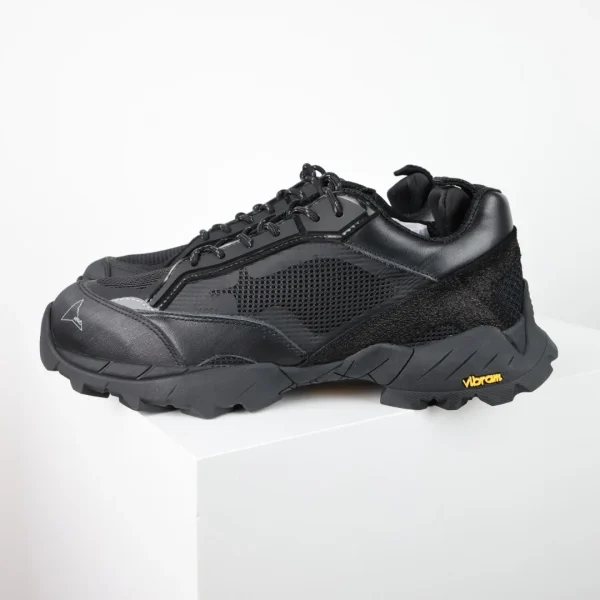 Roa Sneaker