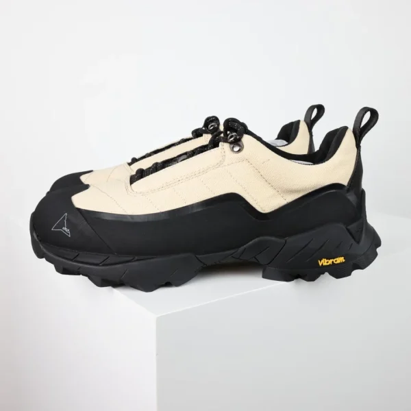 Roa Sneaker