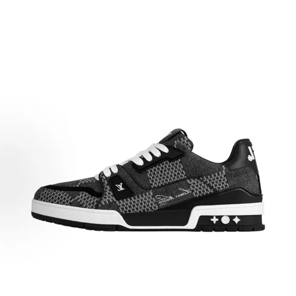 Louis Vuitton Sneaker
